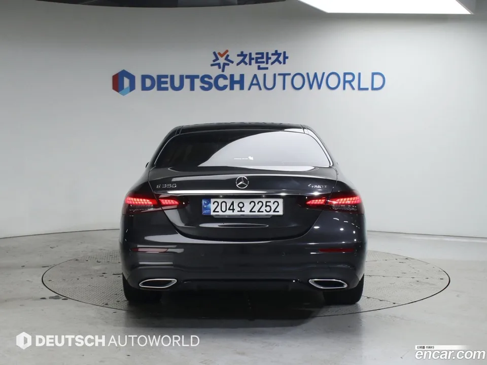 Mercedes-Benz E-Class E350 4MATIC AMG Line 2022 — миниатюра 2
