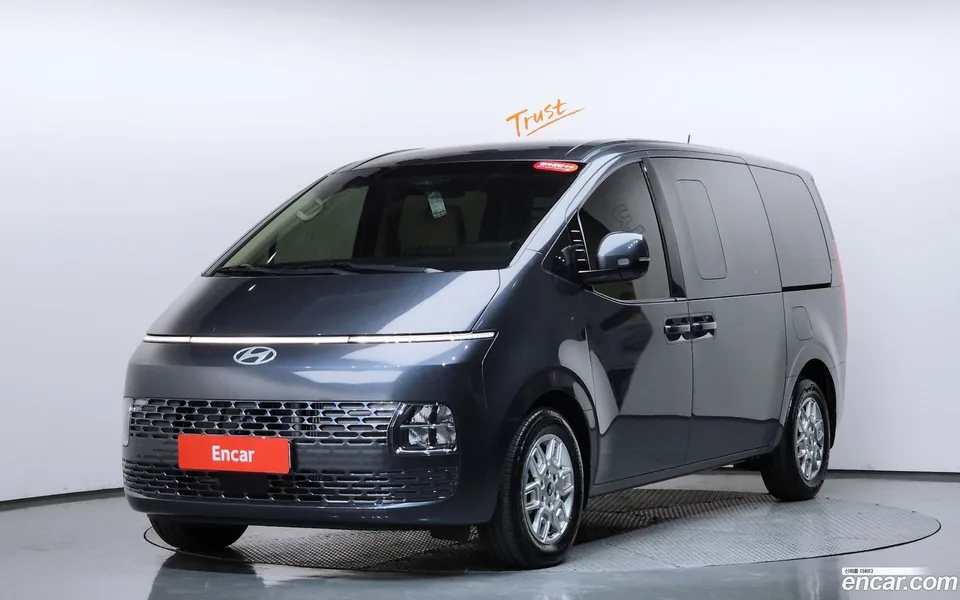 Hyundai Staria HEV 1.6 5 2024 — фото 1, купить с доставкой в Москву
