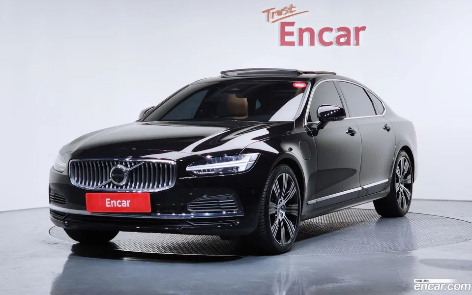 Volvo S90 T8 AWD 2022 — фото 1, купить с доставкой в Москву