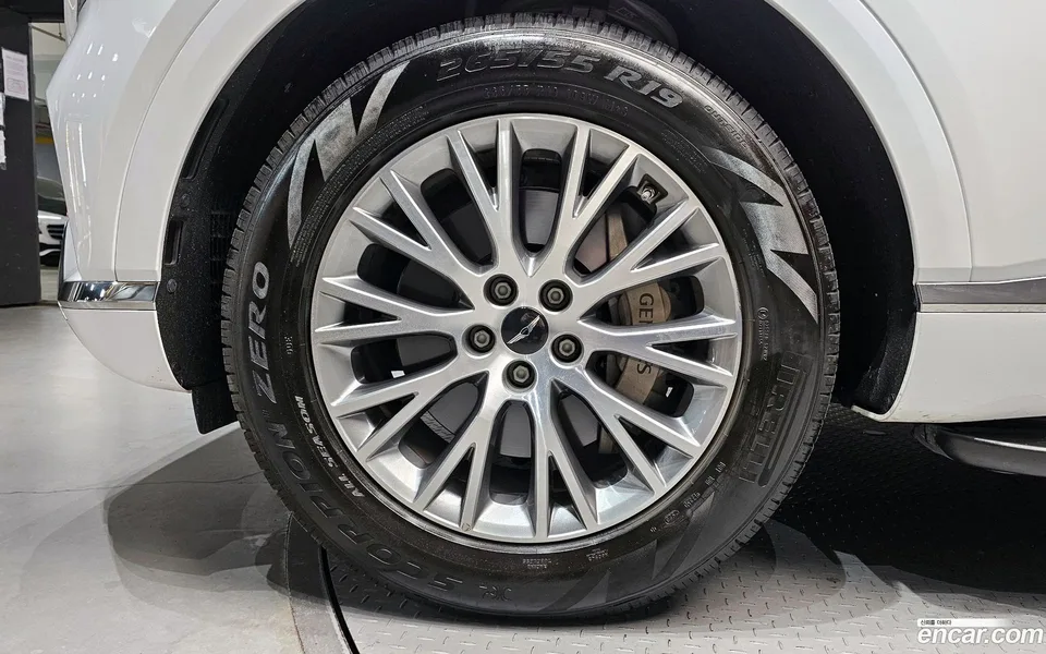 Genesis GV80 2.5T 2WD 2024 — миниатюра 2