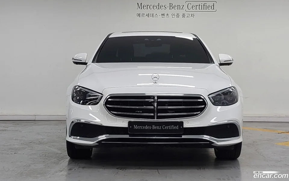 Mercedes-Benz E-Class E350 4MATIC 2023 — миниатюра 3