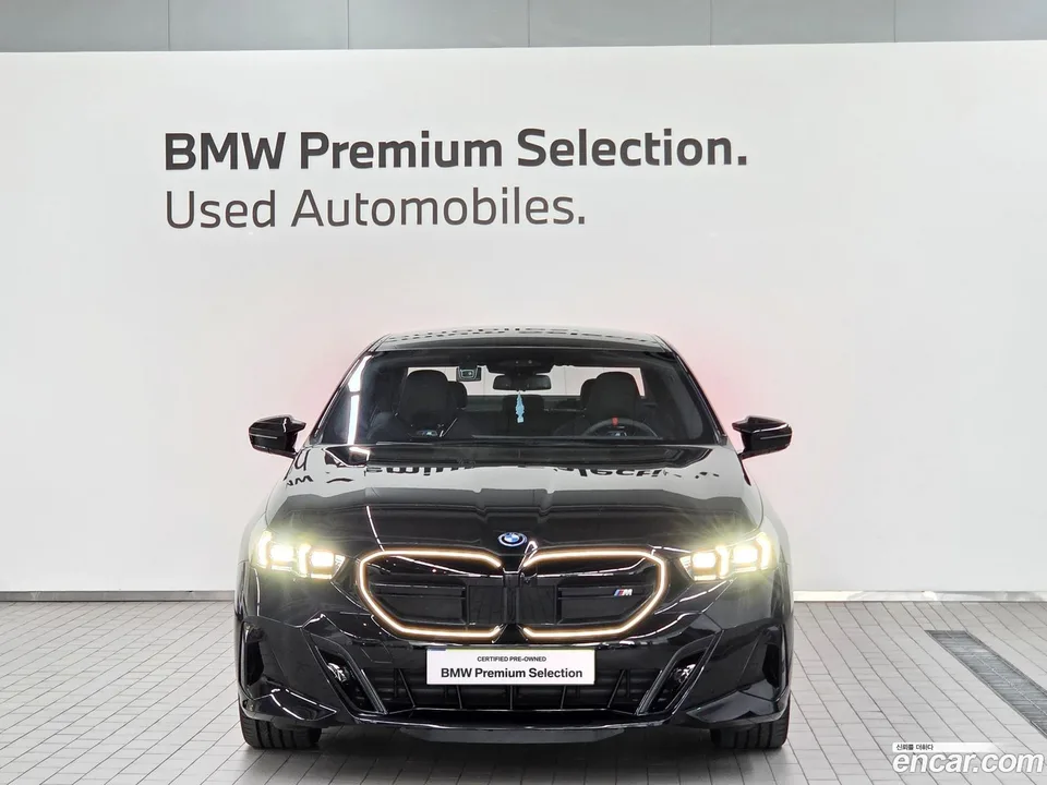 BMW i5 M60 xDrive 2025 — миниатюра 3