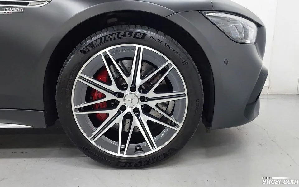 Mercedes-Benz AMG GT 4 43 4MATIC+ 2024 — миниатюра 5