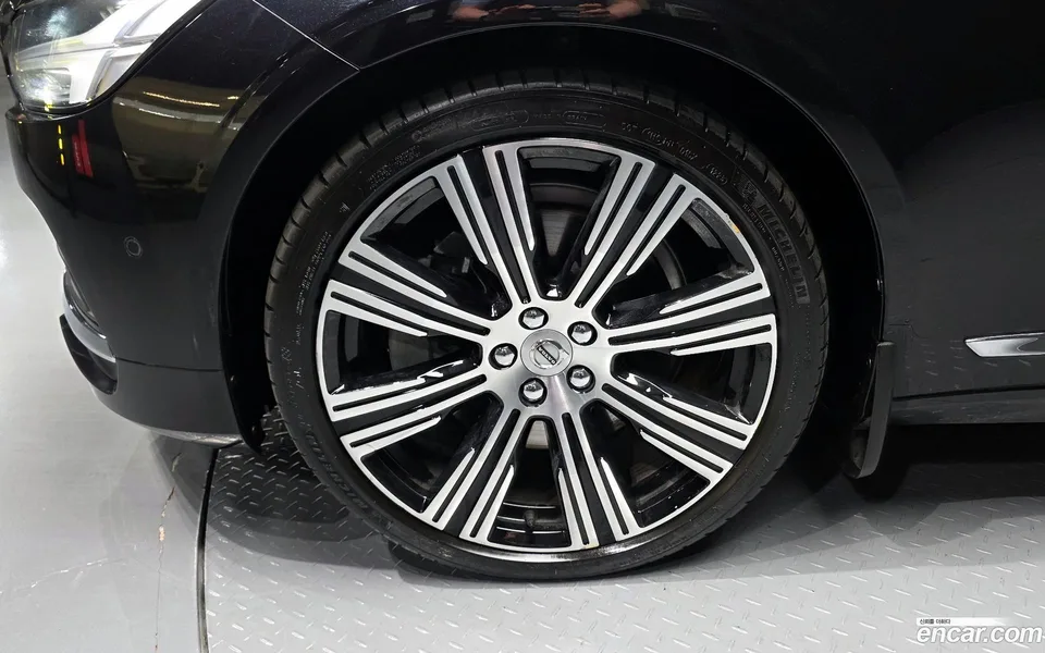 Volvo S90 B6 AWD 2022 — миниатюра 2
