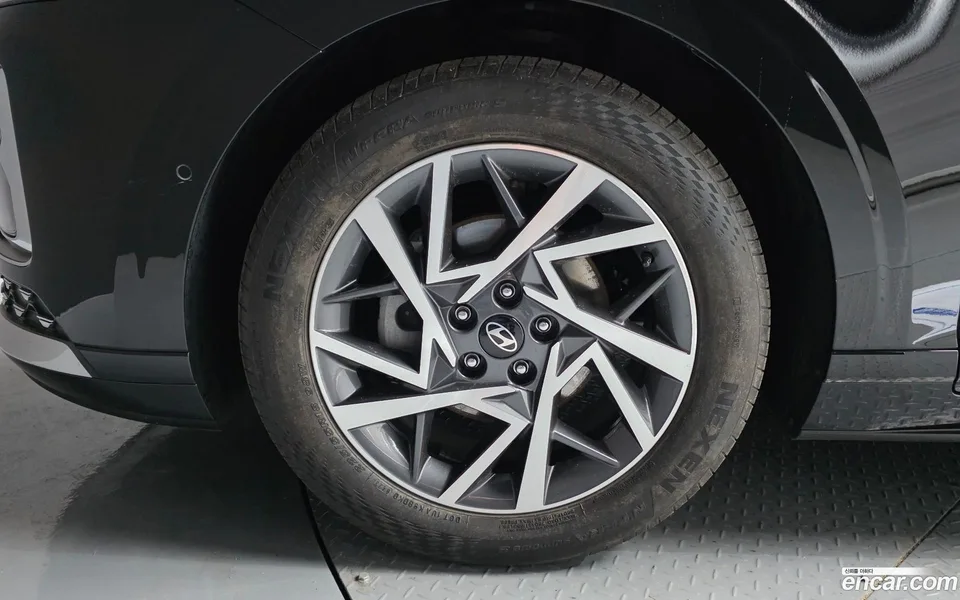 Hyundai Grandeur Hybrid 2023 — миниатюра 2
