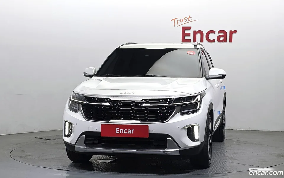 Kia Seltos 2.0 2WD 2023 — миниатюра 3