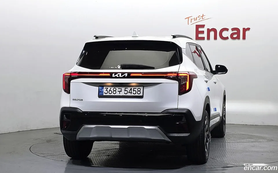 Kia Seltos 2.0 2WD 2023 — миниатюра 4