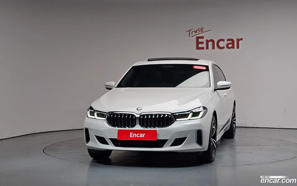 BMW 6 Series GT 630i xDrive 2023 — миниатюра 3