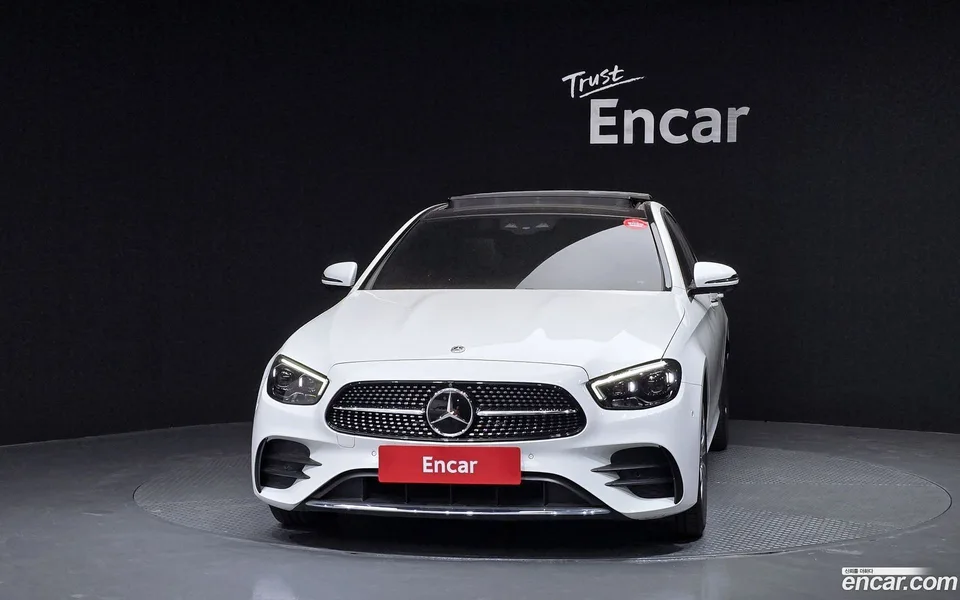 Mercedes-Benz E-Class E350 4MATIC AMG Line 2022 — миниатюра 3