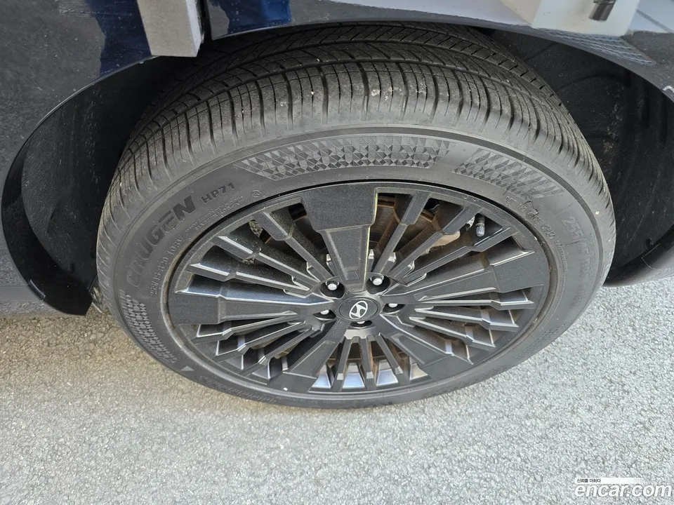 Hyundai SantaFe HEV 1.6 4WD 2024 — миниатюра 2
