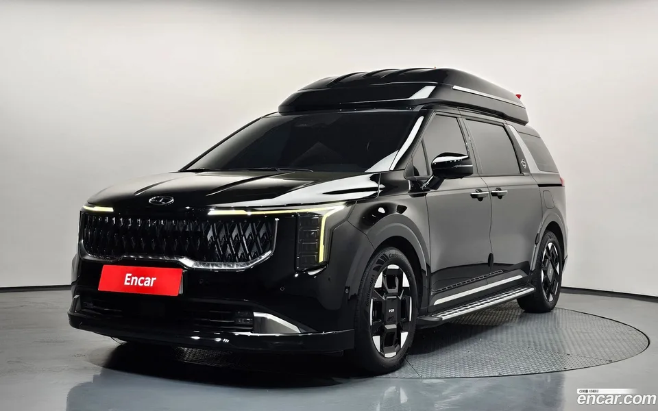 Kia Carnival 9 () 2024 — фото 1, купить с доставкой в Москву
