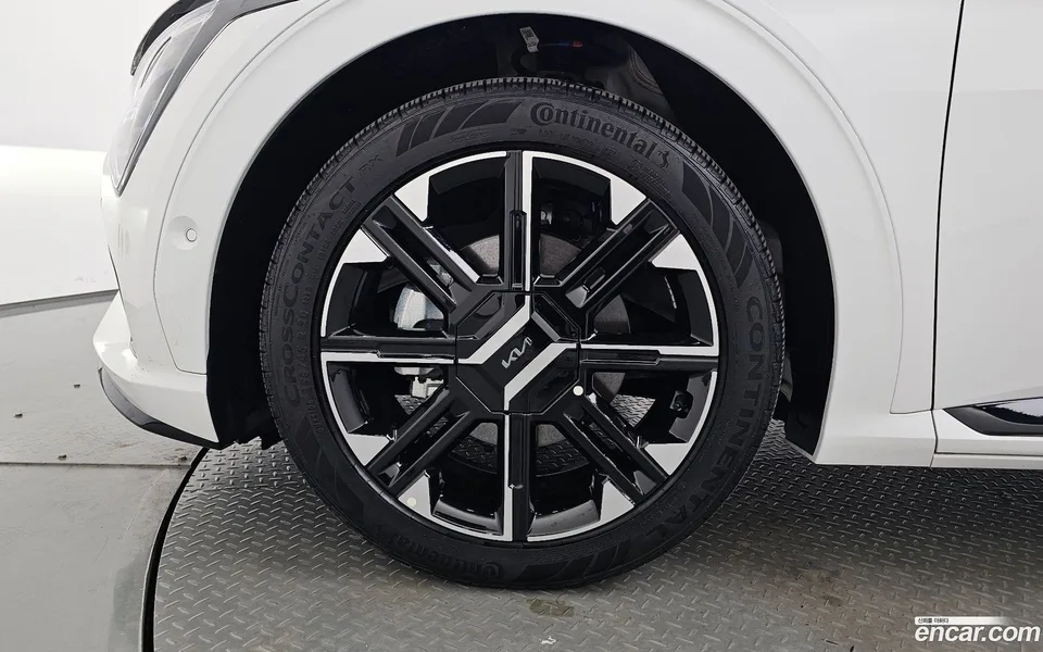 Kia EV6 4WD 2024 — миниатюра 2