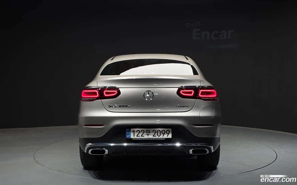 Mercedes-Benz GLC-Class GLC300e 4MATIC 2022 — миниатюра 4
