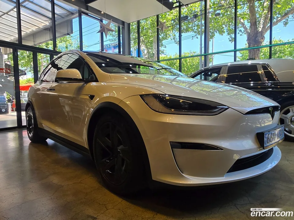 Tesla Model X AWD 2026 — фото 1, купить с доставкой в Москву