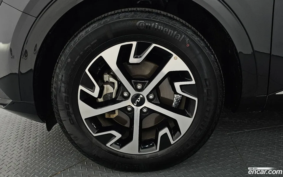 Kia Sportage Hybrid 2WD 2023 — миниатюра 5
