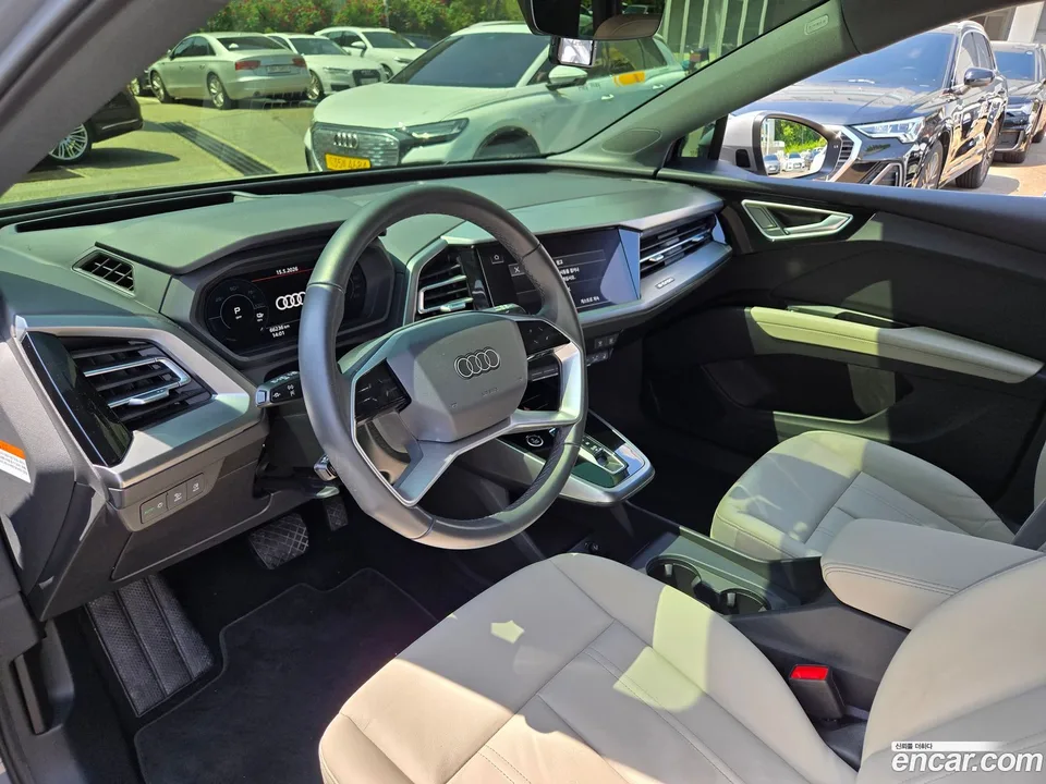 Audi Q4 e-tron 40 2022 — миниатюра 5