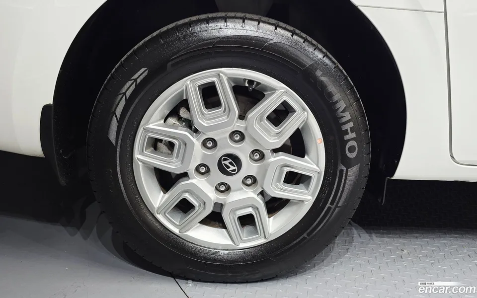 Hyundai Staria 5 2024 — миниатюра 5