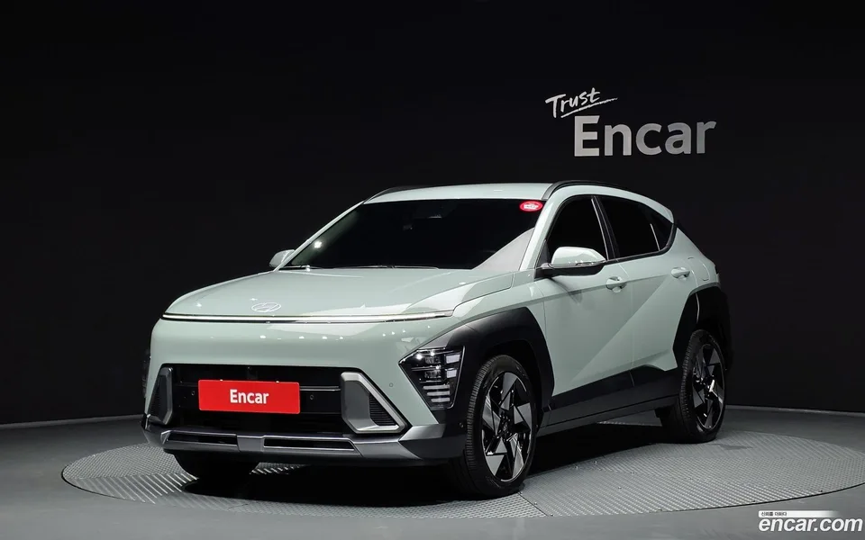 Hyundai Kona 1.6 4WD 2023 — фото 1, купить с доставкой в Москву