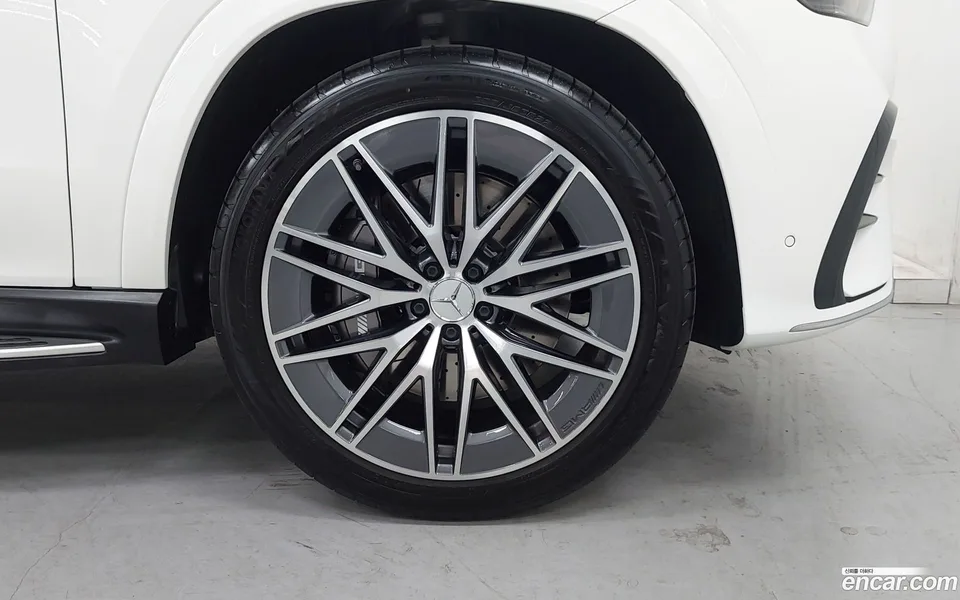 Mercedes-Benz GLE-Class AMG GLE53 4MATIC+ 2025 — миниатюра 2