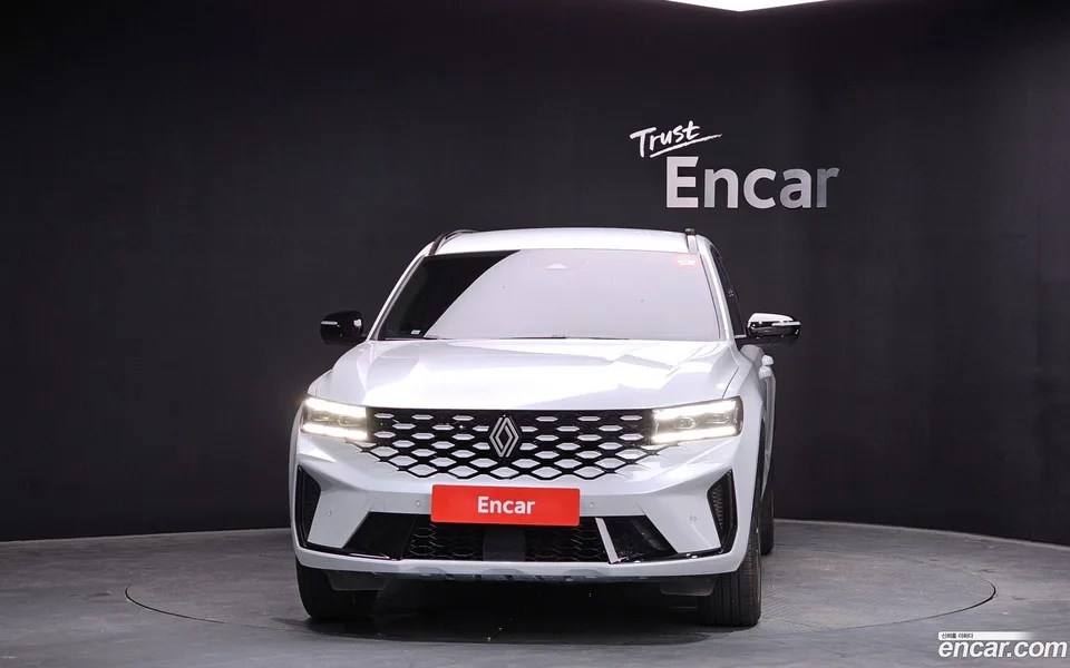 Renault Samsung Grand Koleos 1.5 E-TECH 2WD 2024 — миниатюра 3