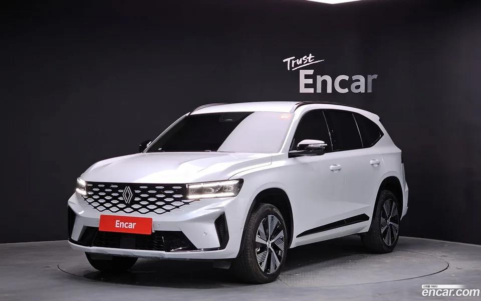 Renault Samsung Grand Koleos 1.5 E-TECH 2WD 2024 — фото 1, купить с доставкой в Москву