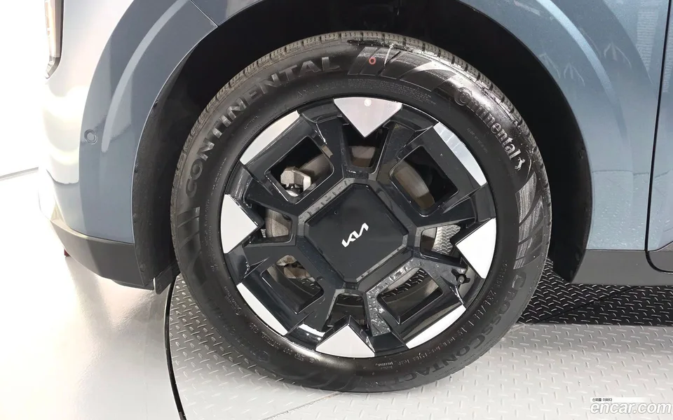 Kia Carnival HEV 9 2024 — миниатюра 5