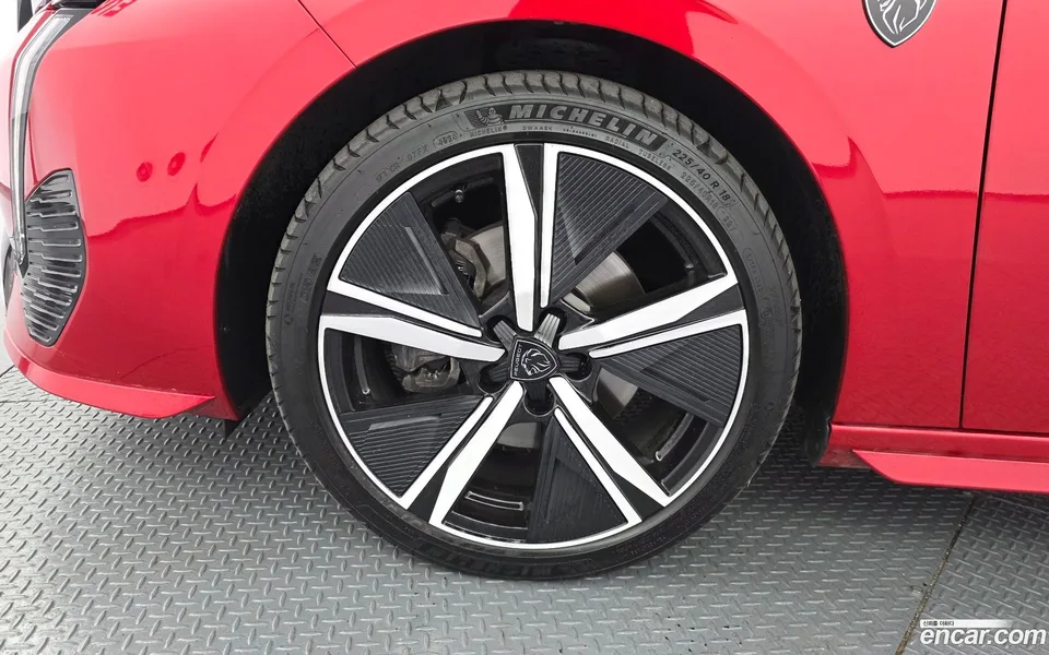 Peugeot 308 1.2 GT 2025 — миниатюра 2
