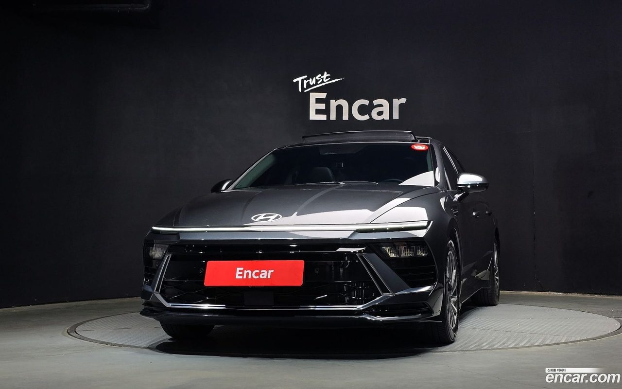 Hyundai Sonata The Edge Hybrid 2024 — 3