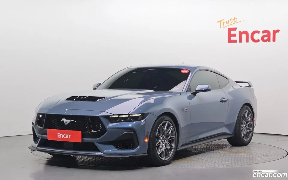 Ford Mustang 5.0 GT 2024 — фото 1, купить с доставкой в Москву
