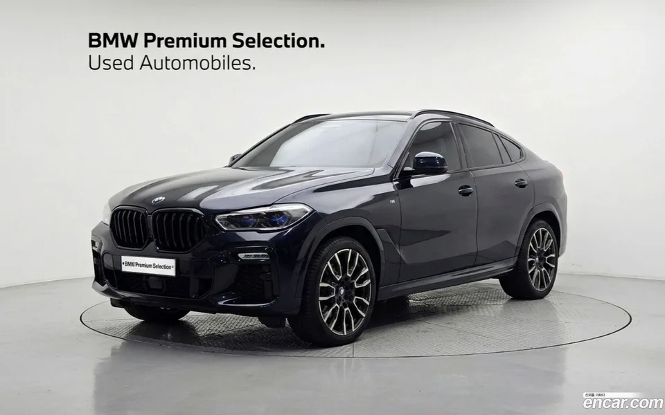 BMW X6 xDrive40i M 2025 — фото 1, купить с доставкой в Москву