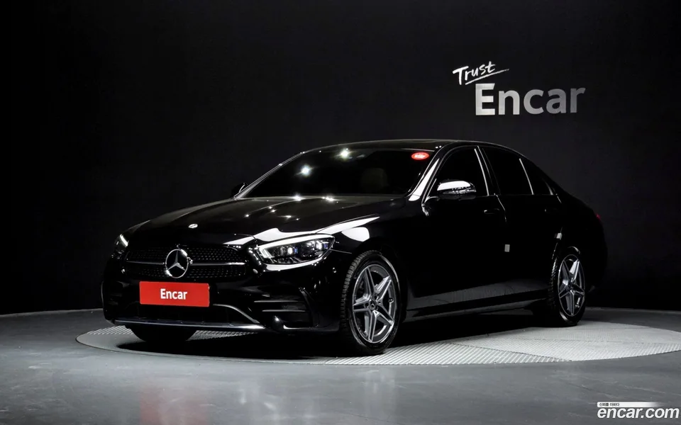 Mercedes-Benz E-Class E250 AMG Line 2023 — фото 1, купить с доставкой в Москву