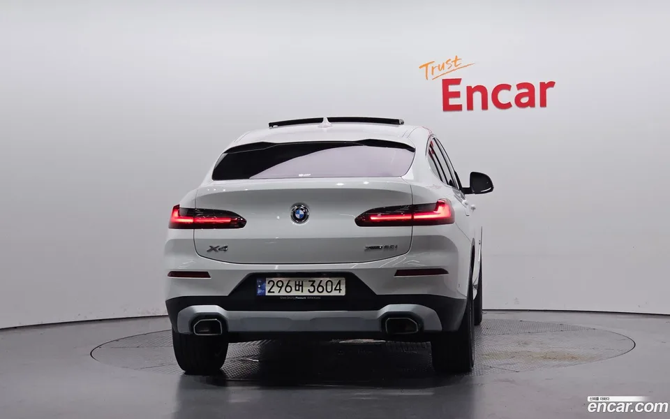 BMW X4 xDrive20i xLine 2024 — миниатюра 4