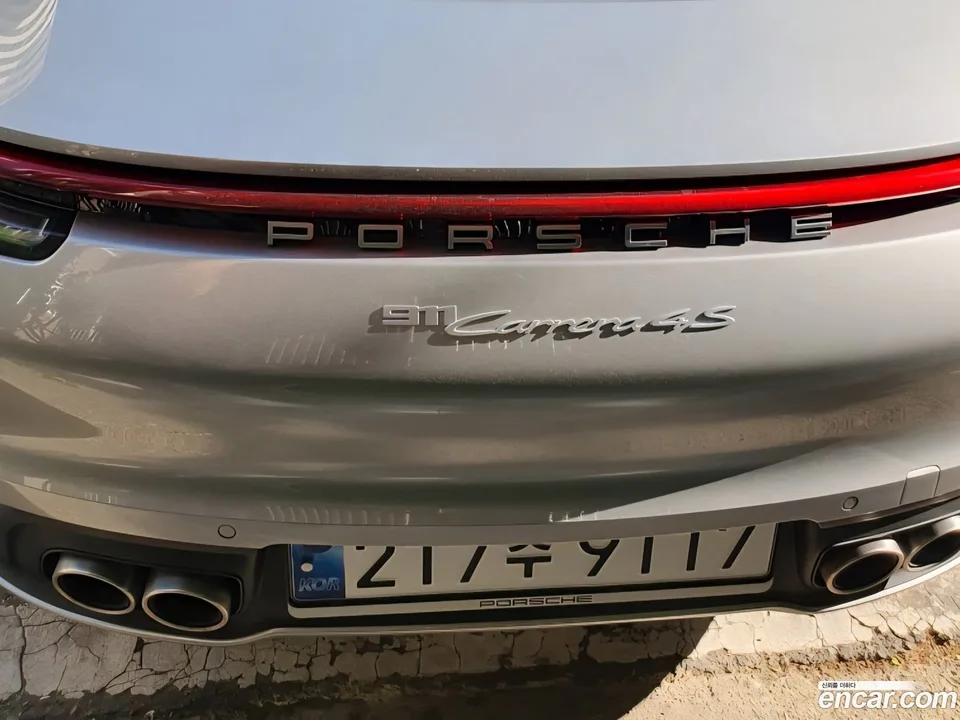 Porsche 911 (992) 4S 2024 — миниатюра 3