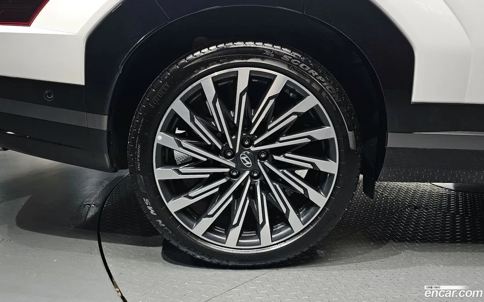 Hyundai SantaFe 2.5T 2WD 2024 — миниатюра 5