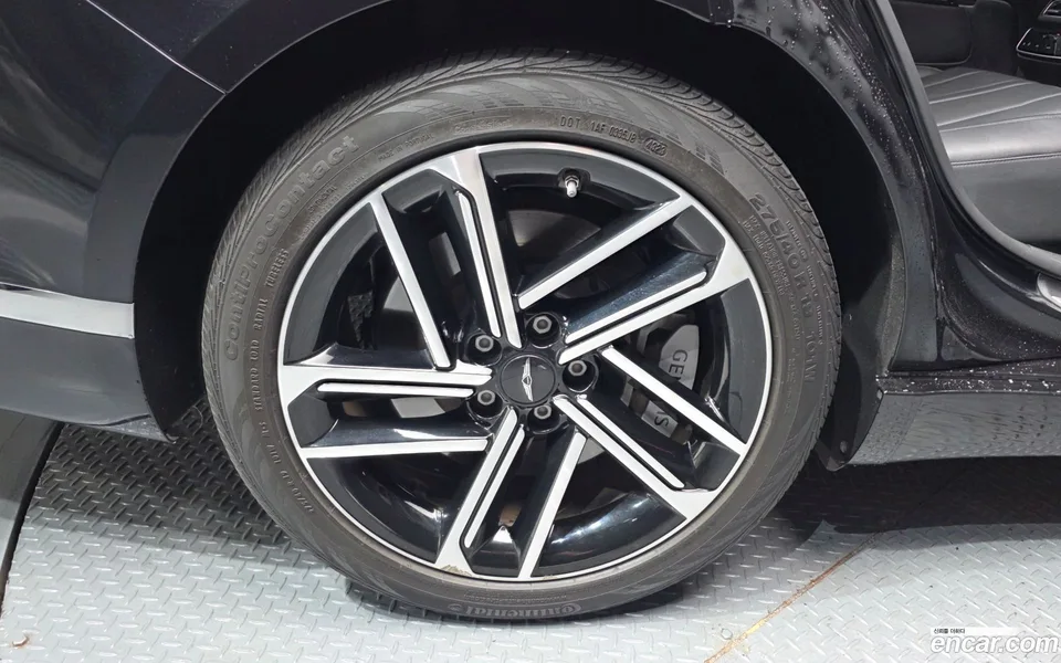 Genesis G80 2.5 AWD 2024 — миниатюра 2