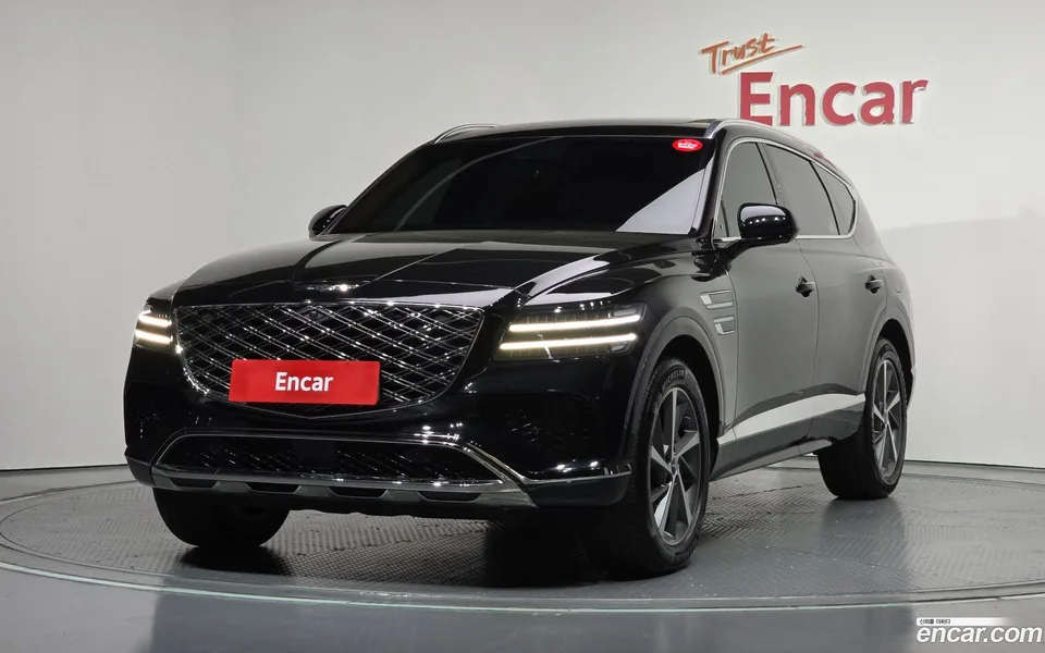 Genesis GV80 2.5T AWD 2023 — фото 1, купить с доставкой в Москву