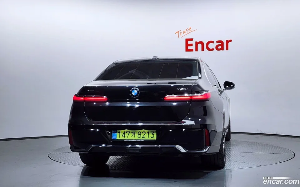 BMW 7 Series 740i xDrive M 2025 — миниатюра 4
