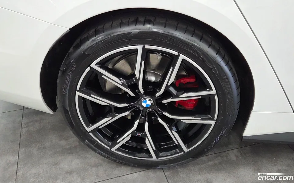 BMW 4 Series 420i M 2025 — миниатюра 2