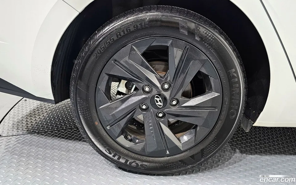 Hyundai Avante 1.6 2023 — миниатюра 5