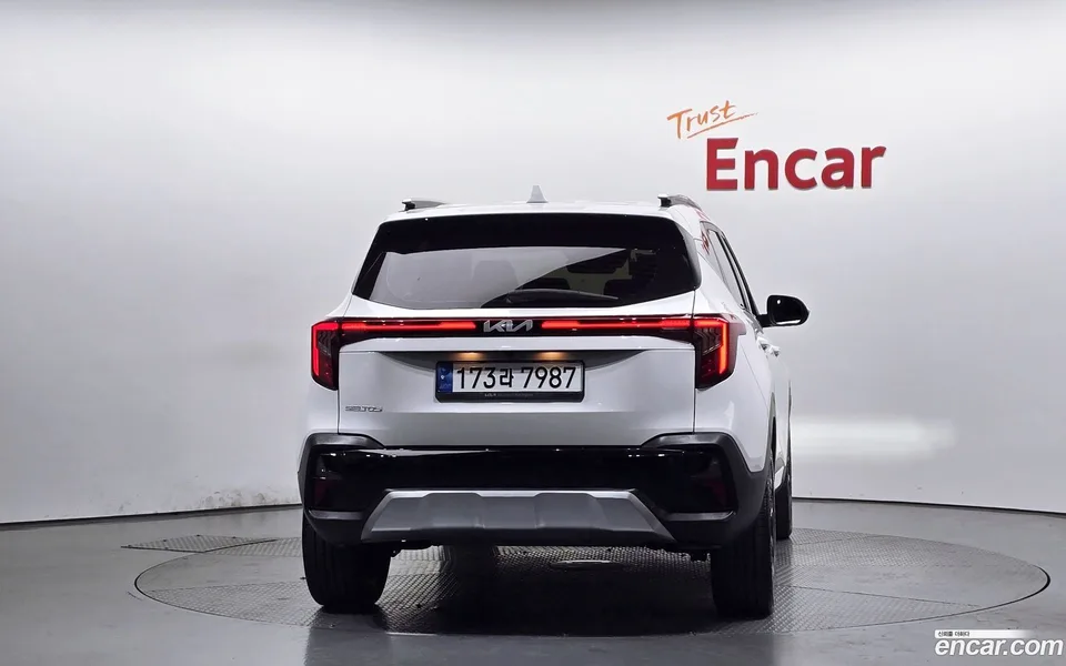 Kia Seltos 1.6 2WD 2024 — миниатюра 4