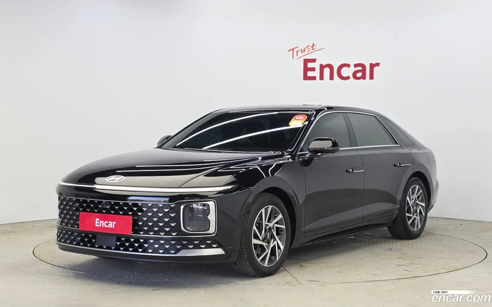 Hyundai Grandeur 2.5 2WD 2024 — фото 1, купить с доставкой в Москву