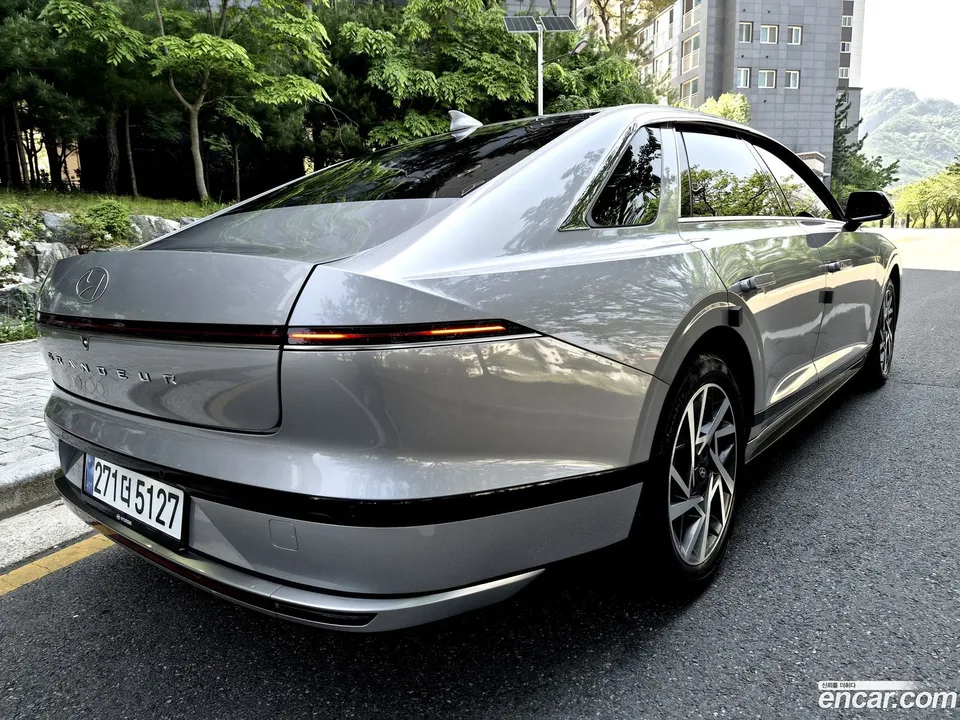 Hyundai Grandeur 3.5 LPG 2WD () 2023 — миниатюра 4