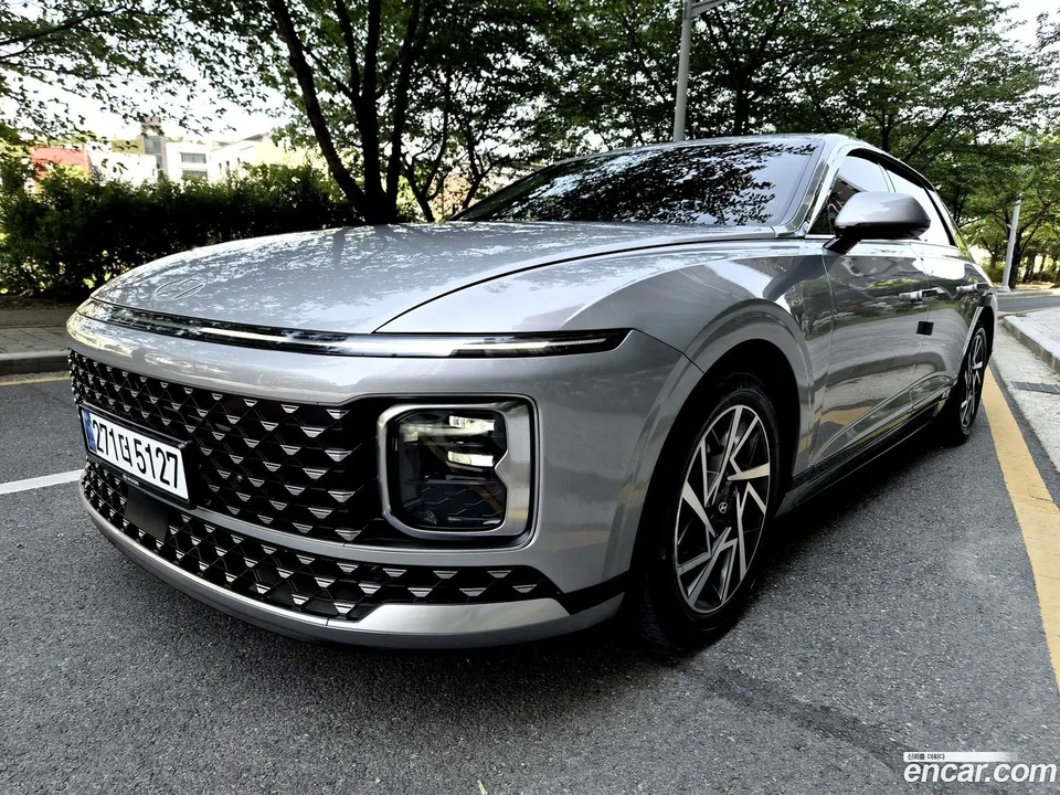 Hyundai Grandeur 3.5 LPG 2WD () 2023 — фото 1, купить с доставкой в Москву