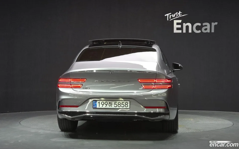 Genesis G80 2.5 2WD 2024 — миниатюра 4