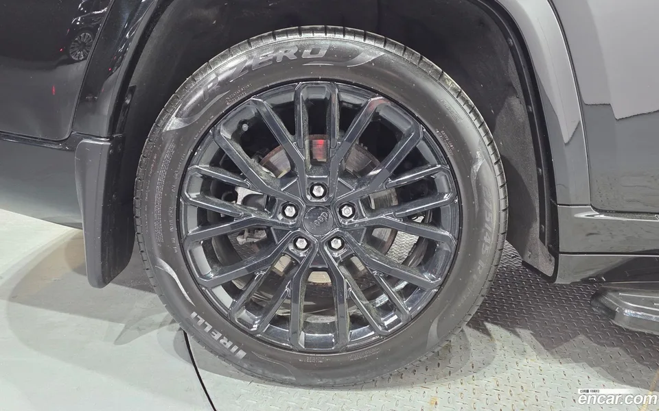 Jeep Grand Cherokee L 3.6 2022 — миниатюра 2