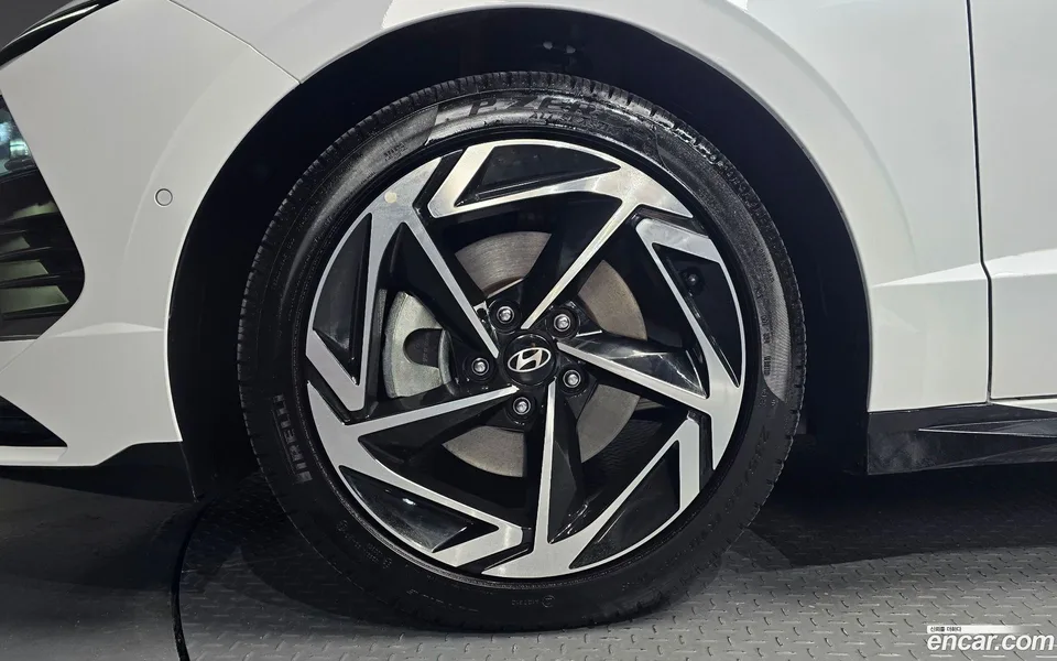 Hyundai Sonata The Edge Hybrid 2025 — миниатюра 2