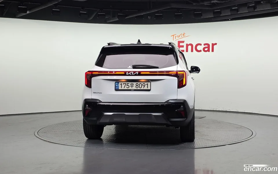 Kia Seltos 1.6 2WD 2023 — миниатюра 4