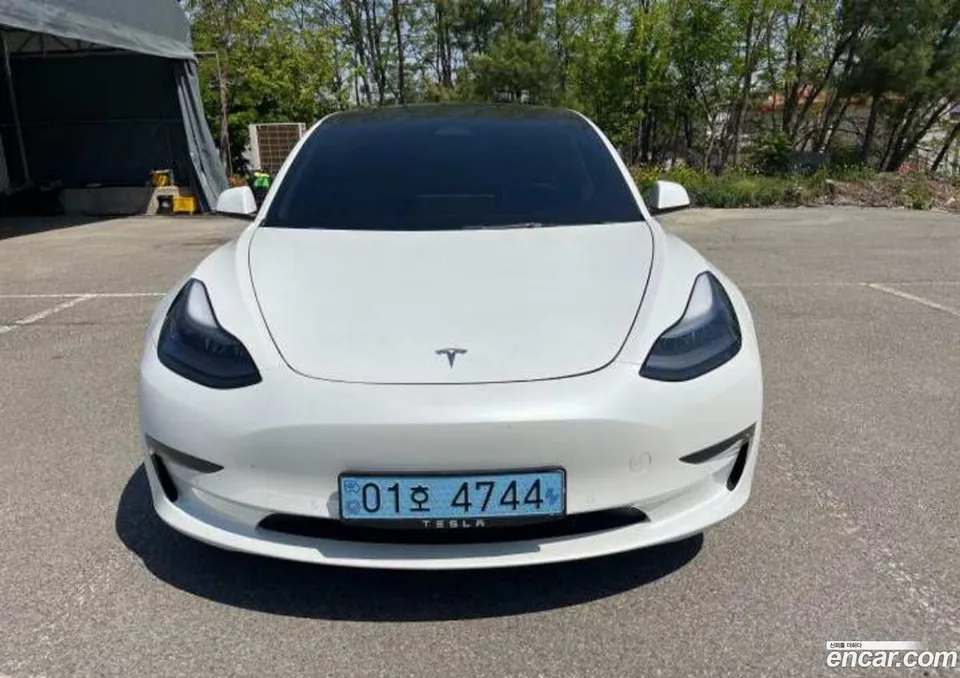 Tesla Model 3 AWD 2022 — фото 1, купить с доставкой в Москву