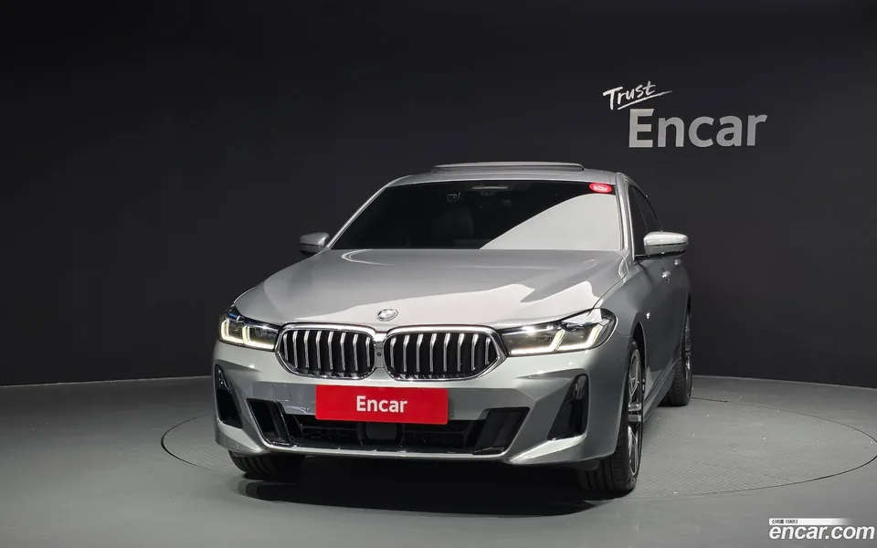 BMW 6 Series GT 630i xDrive M 2024 — миниатюра 3
