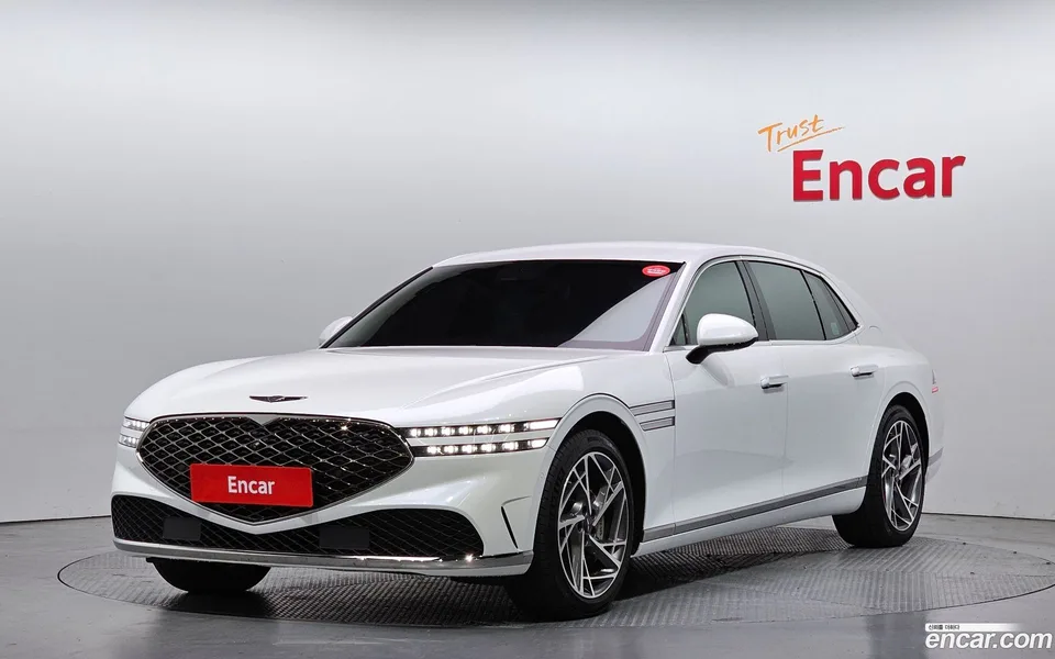 Genesis G90 3.5 AWD 2022 — photo 1, buy with delivery to Moscow